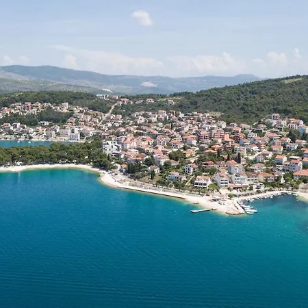 Apartamento With A Parking Space Okrug Gornji, Ciovo - 21440