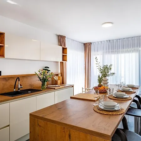 Apartamento With A Parking Space Okrug Gornji, Ciovo - 21440 Trogir